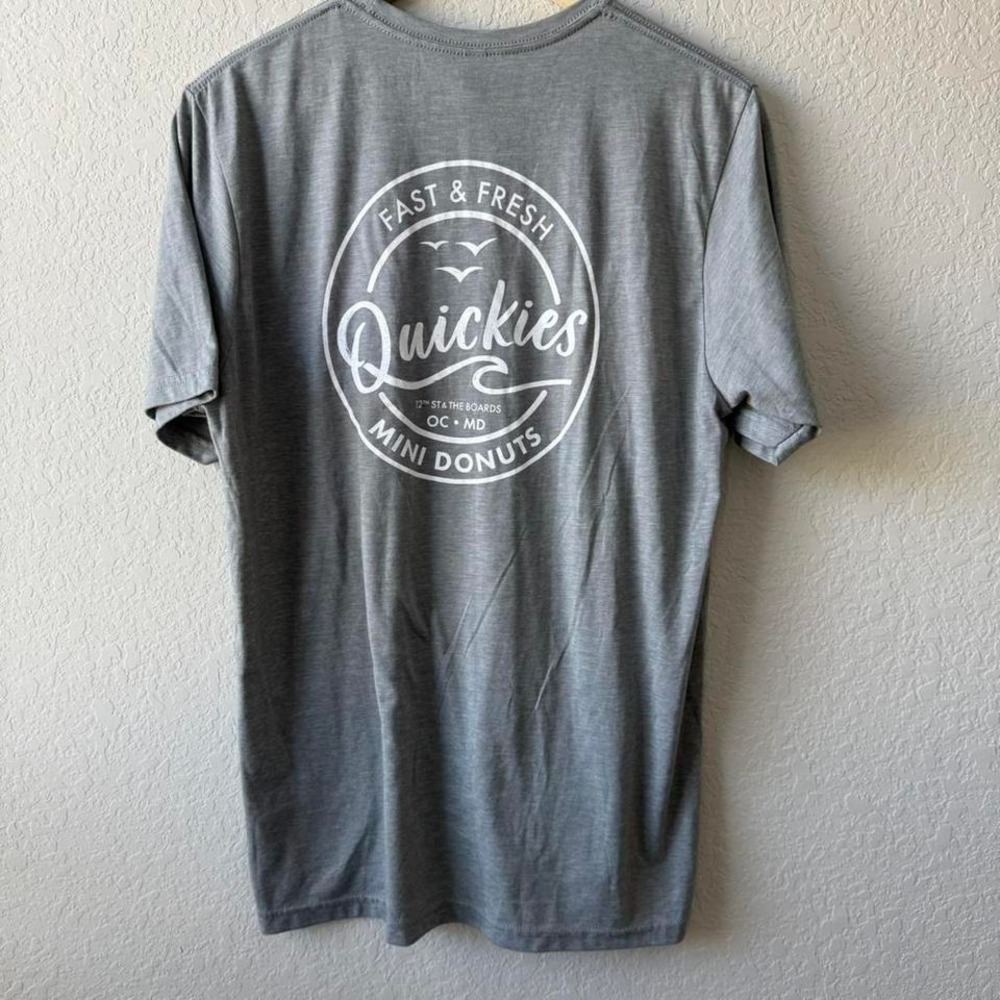 Quickie's Donuts Gray‎ T-shirt